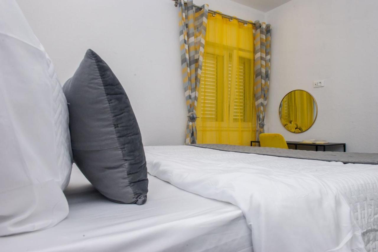 Apartment Lux Elba Kaštela Exteriér fotografie