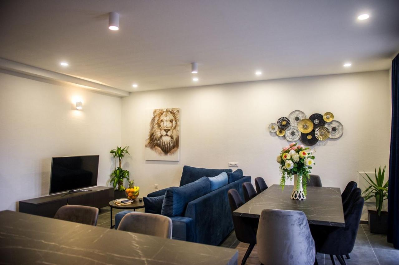 Apartment Lux Elba Kaštela Exteriér fotografie