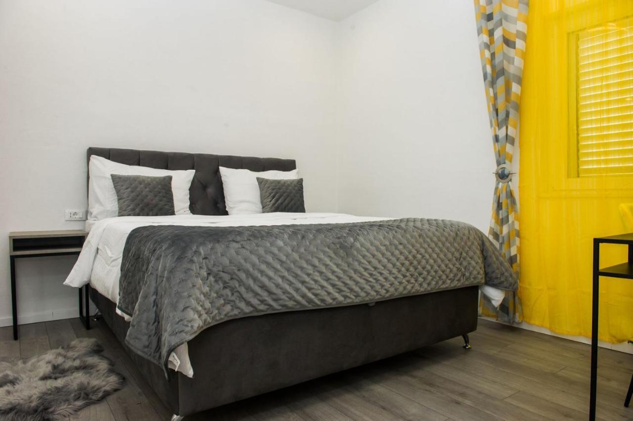 Apartment Lux Elba Kaštela Exteriér fotografie