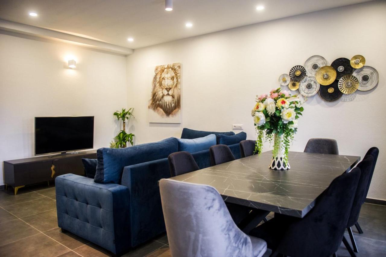 Apartment Lux Elba Kaštela Exteriér fotografie