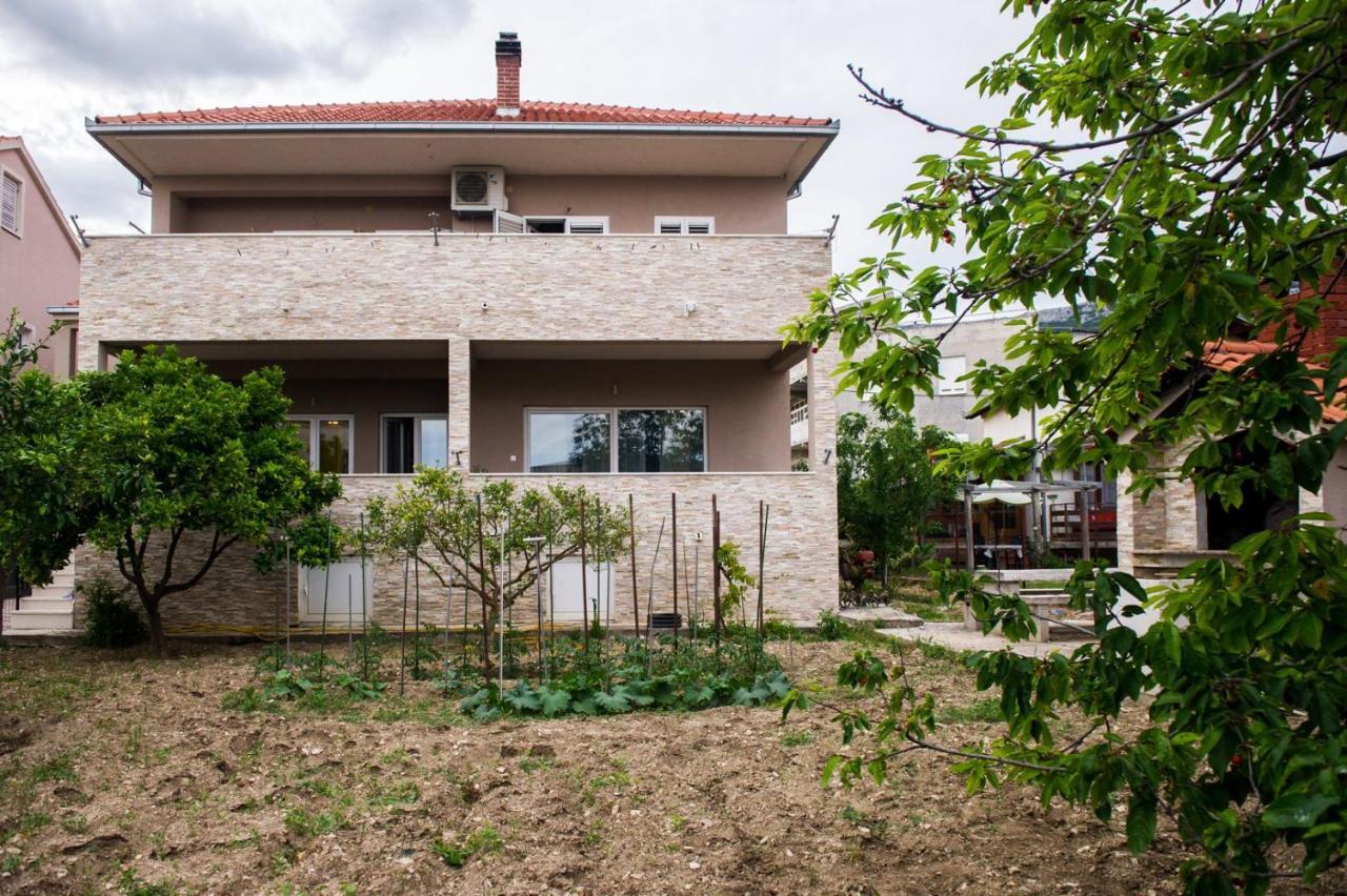 Apartment Lux Elba Kaštela Exteriér fotografie