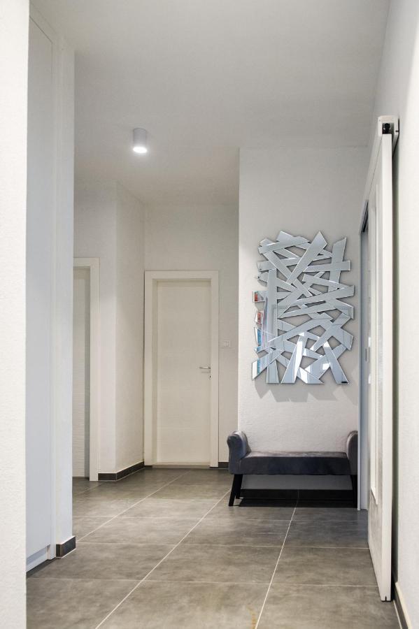 Apartment Lux Elba Kaštela Exteriér fotografie